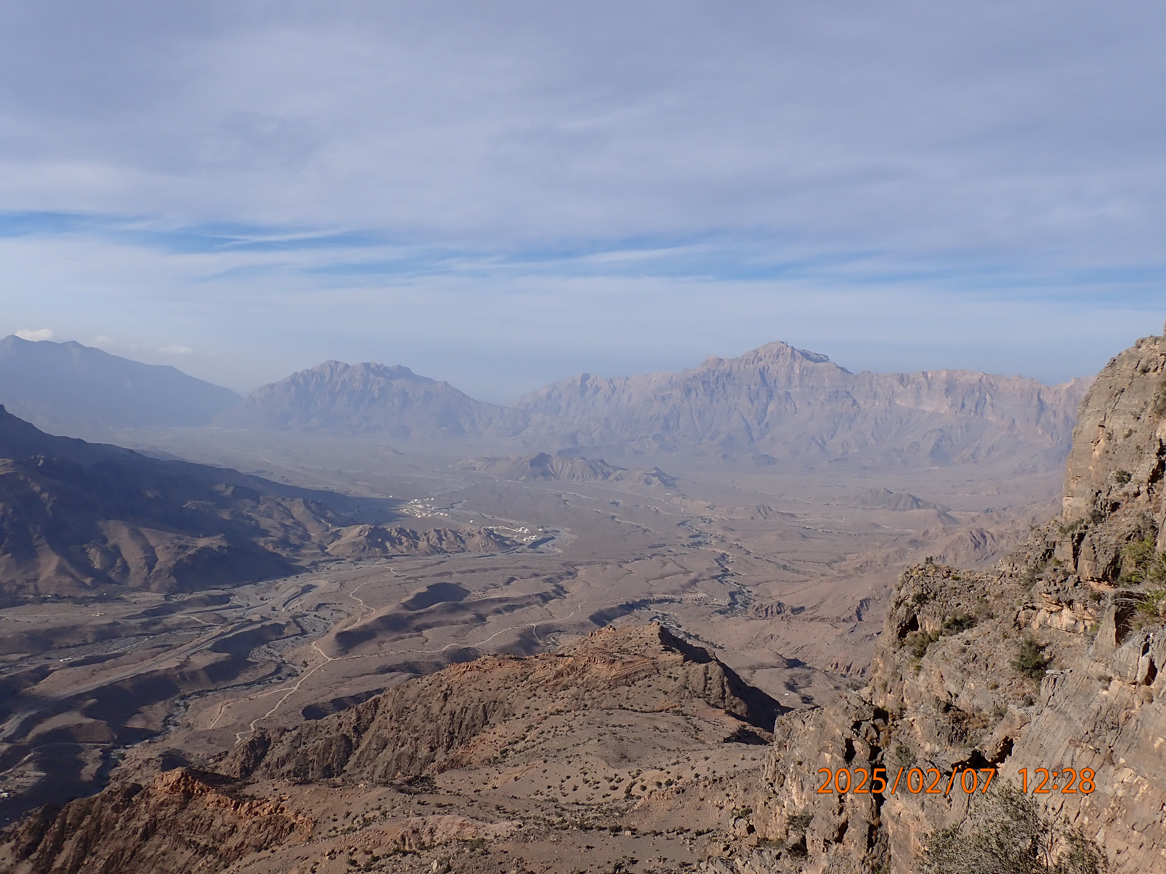 View looking NW into Al Ghubrah bowl.